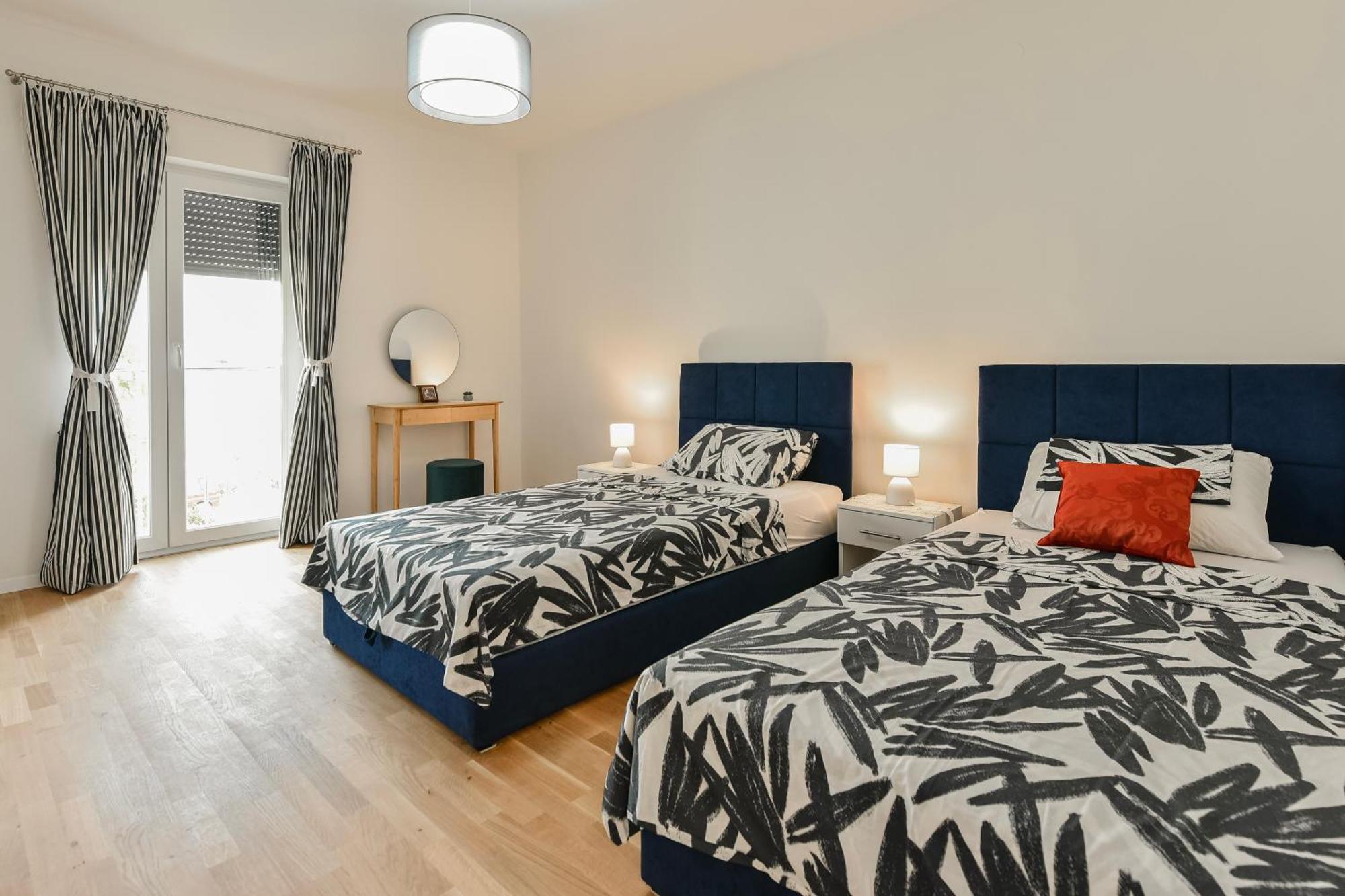 New Luxury 3 Bedroom 4 Air Conditioners Zadar Exterior foto